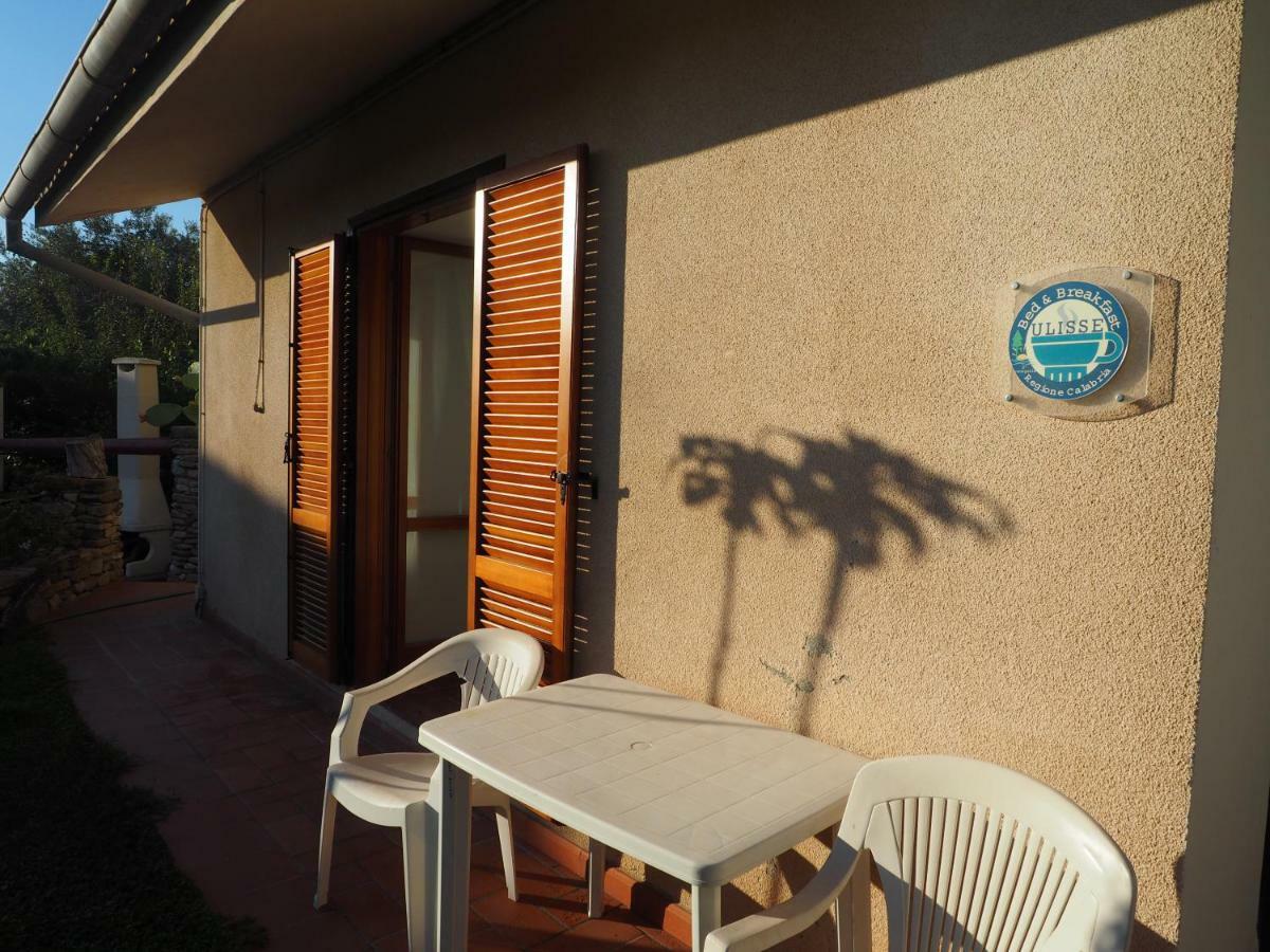 Casa Vacanze Ulisse ロッチェッラ・イオーニカ エクステリア 写真